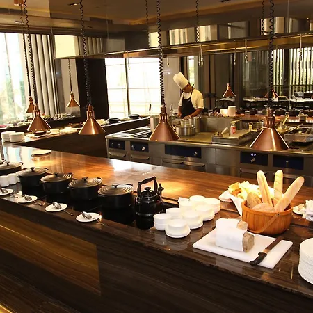 Roseate House New Delhi Hotel